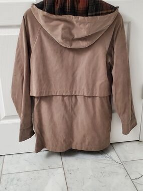 Liz Claiborne Hooded Trench Coat in Taupe